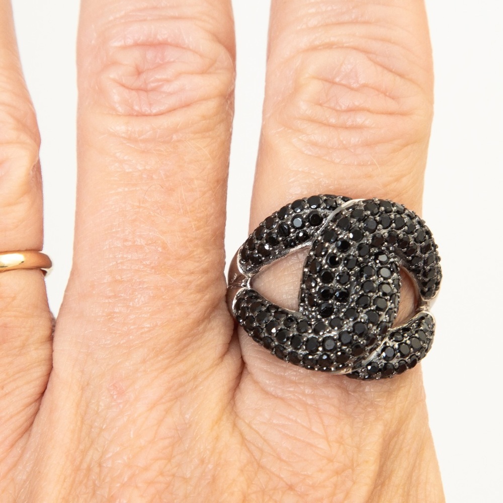 Black spinel & sterling silver ring interlocking style 10 JTV